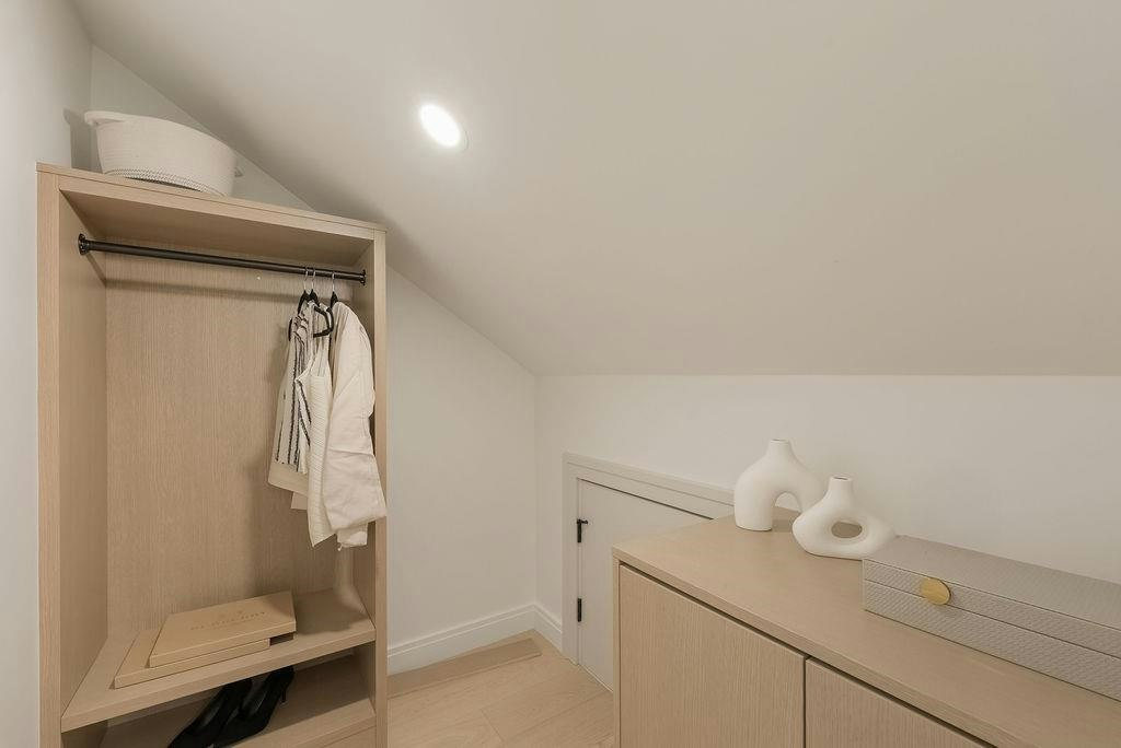 2544 Grant Street, Vancouver, BC, V5K 3G7 - 12