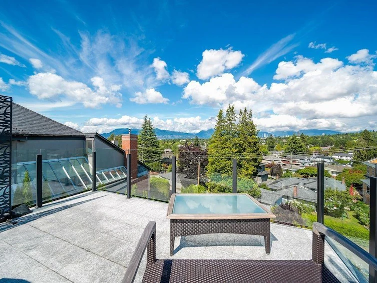 4578 Puget Drive, Vancouver, BC, V6L 2V8 - 2
