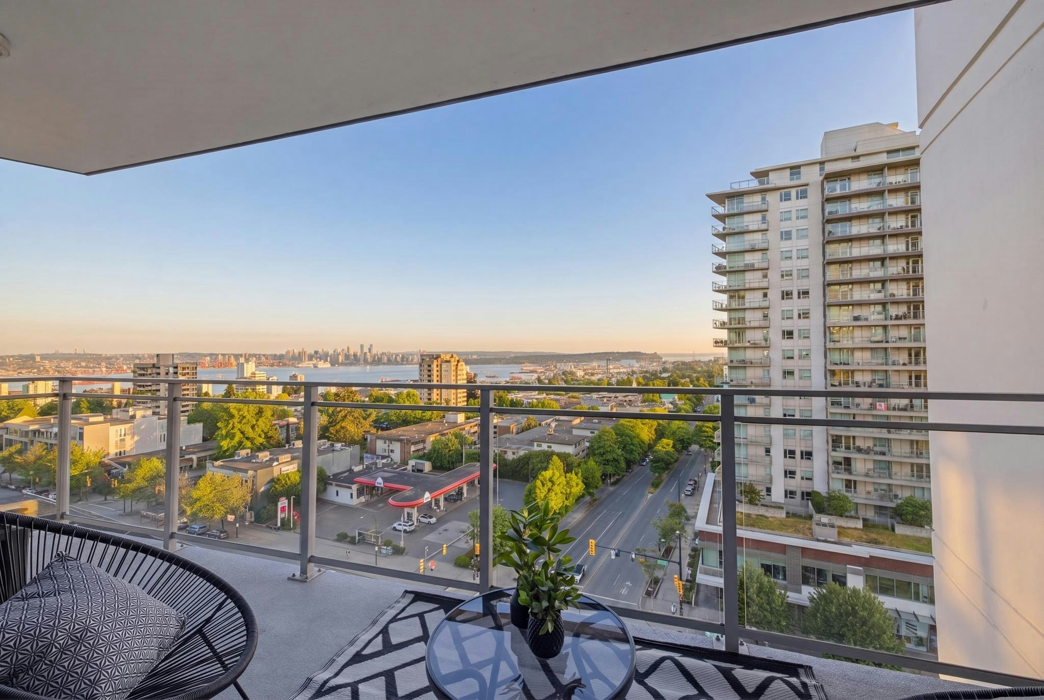 906-112 E 13th Street, North Vancouver, BC, V7L 0E4 - 6