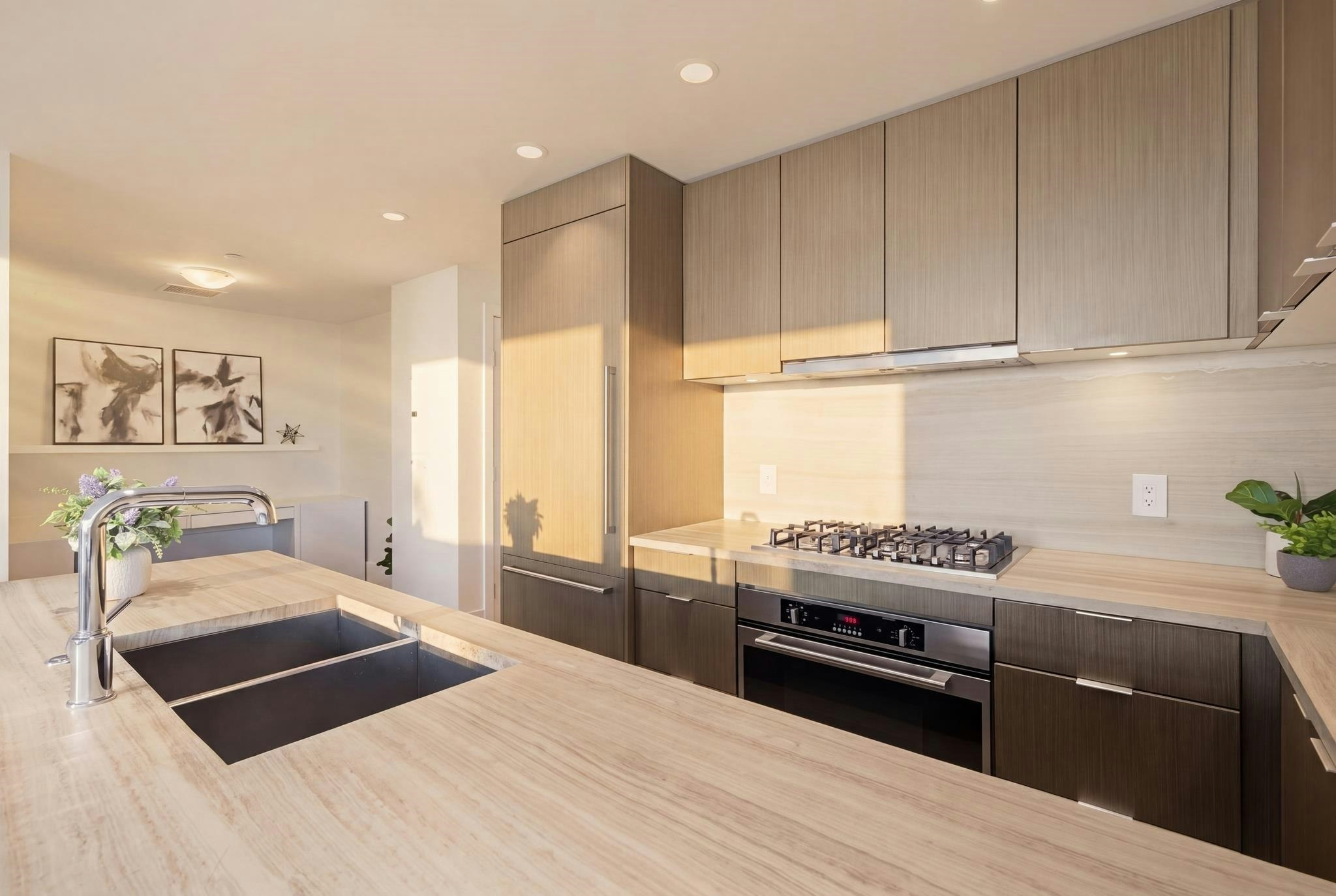 906-112 E 13th Street, North Vancouver, BC, V7L 0E4 - 15