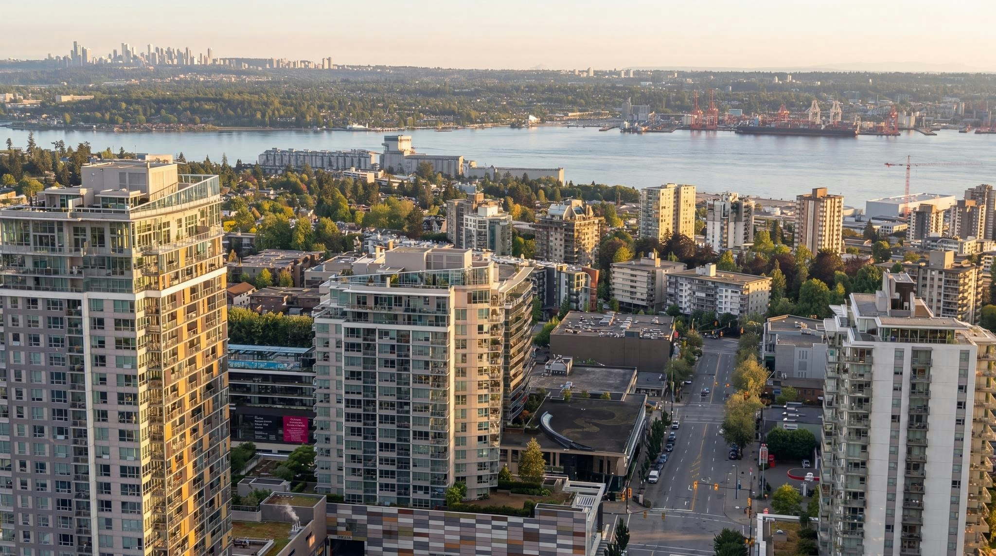 906-112 E 13th Street, North Vancouver, BC, V7L 0E4 - 36