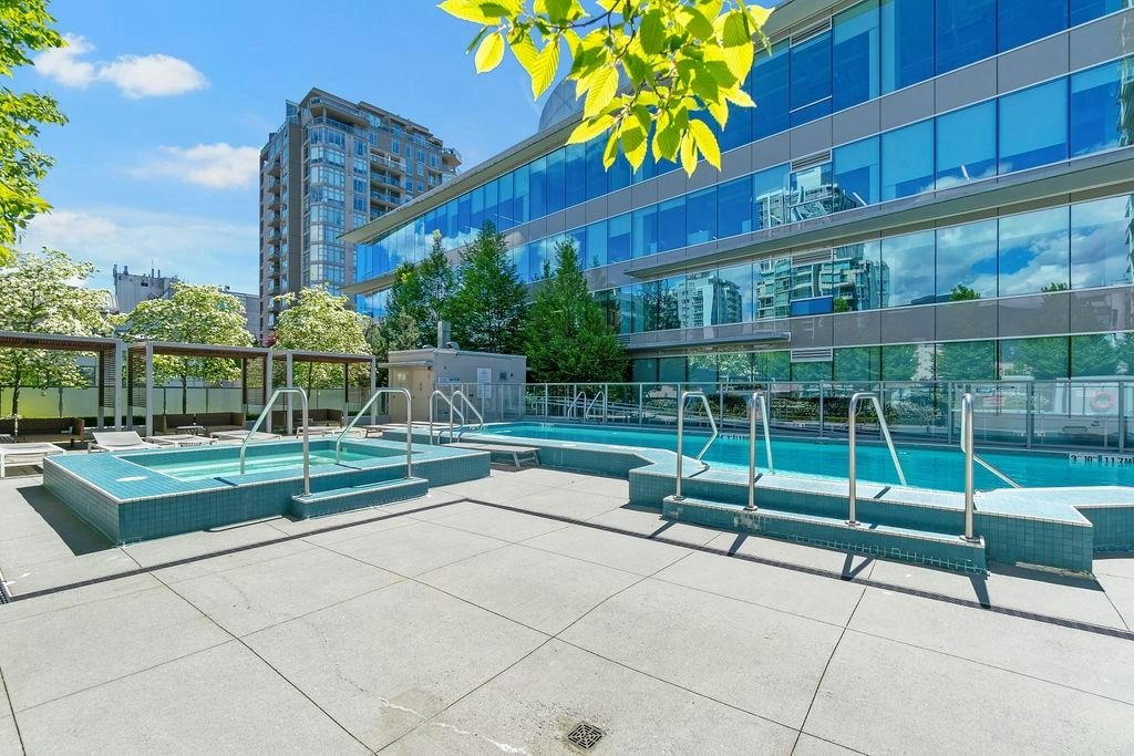 906-112 E 13th Street, North Vancouver, BC, V7L 0E4 - 31