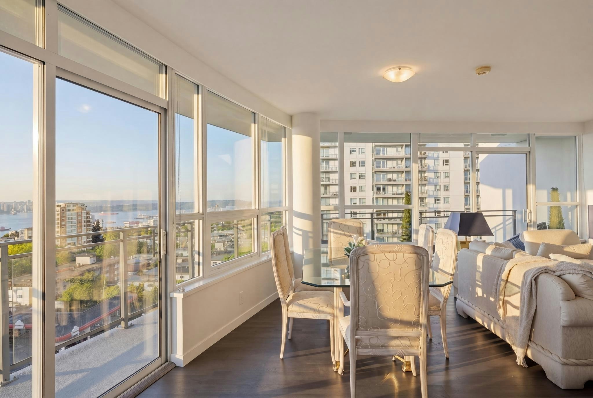 906-112 E 13th Street, North Vancouver, BC, V7L 0E4 - 10