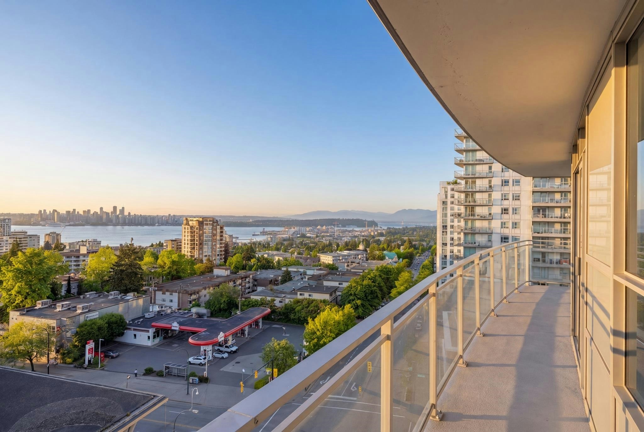 906-112 E 13th Street, North Vancouver, BC, V7L 0E4 - 19