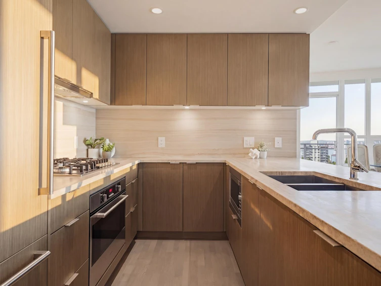 906-112 E 13th Street, North Vancouver, BC, V7L 0E4 - 14