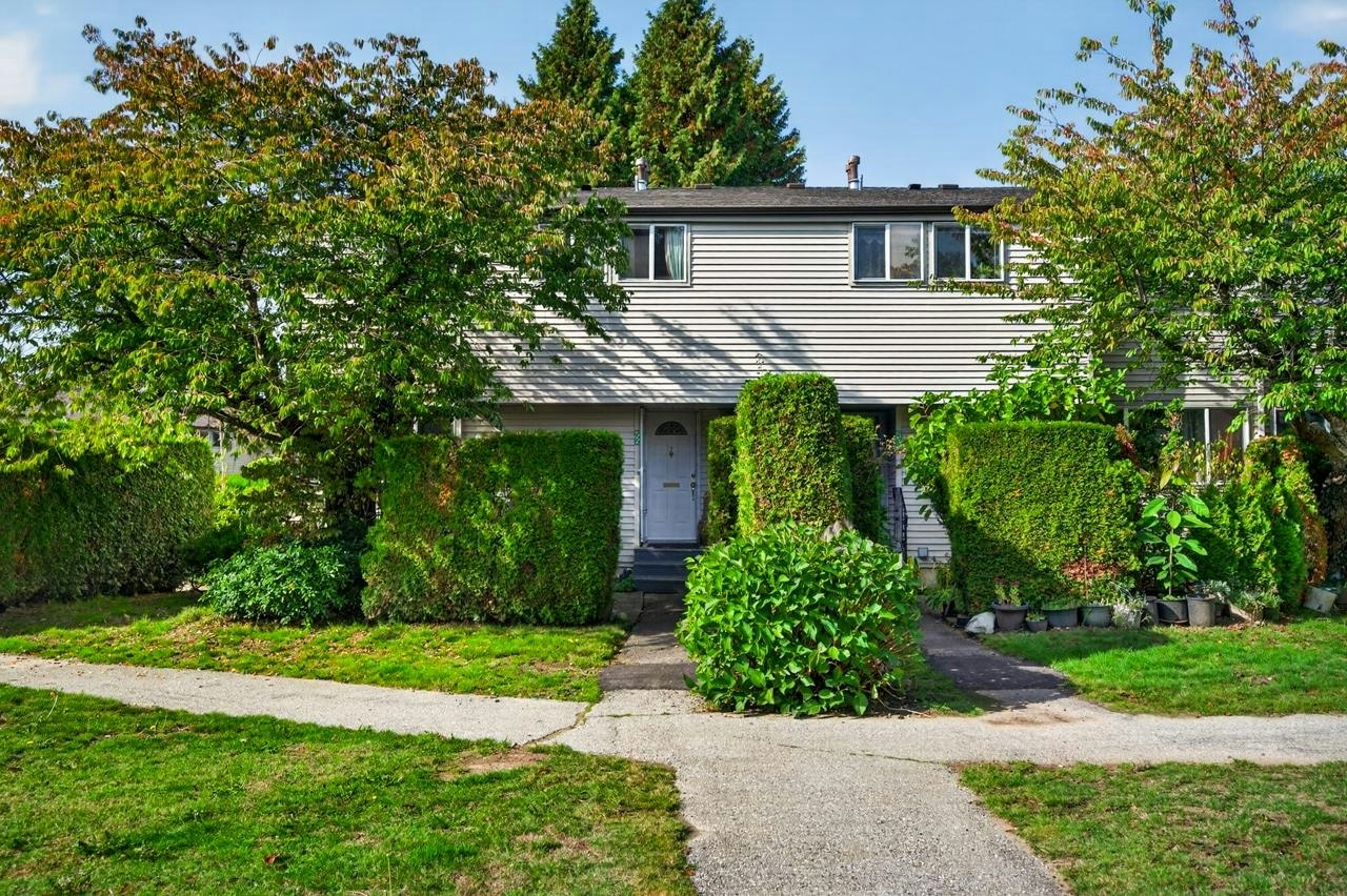 52-3425 E 49th Avenue, Vancouver, BC, V5S 1M1