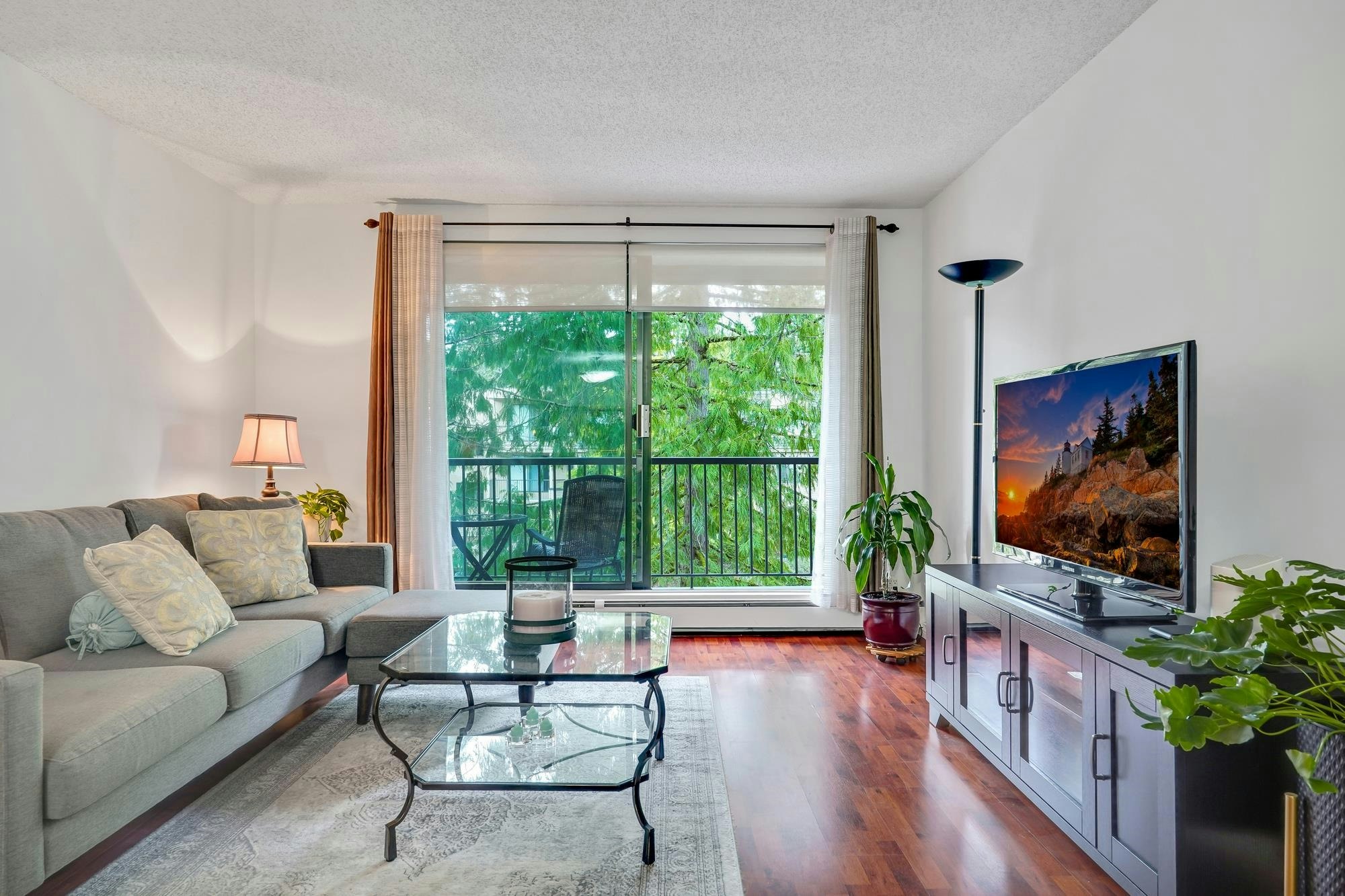 203-1740 Southmere Crescent, Surrey, BC, V4A 6E4