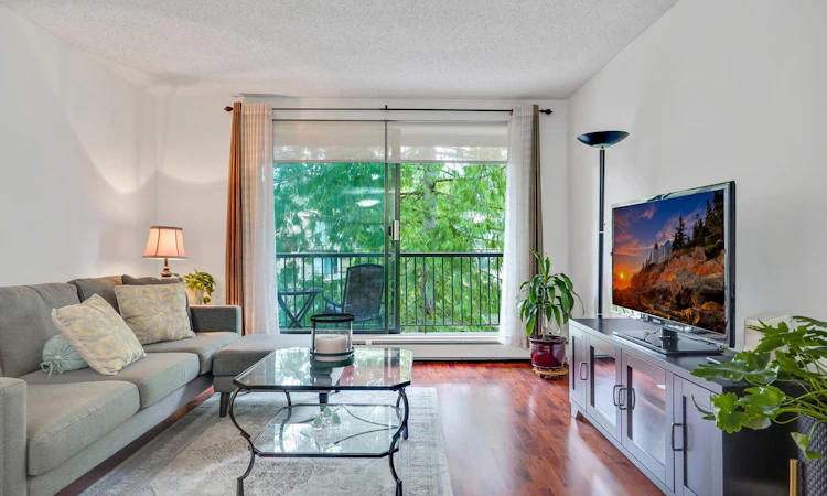203-1740 Southmere Crescent