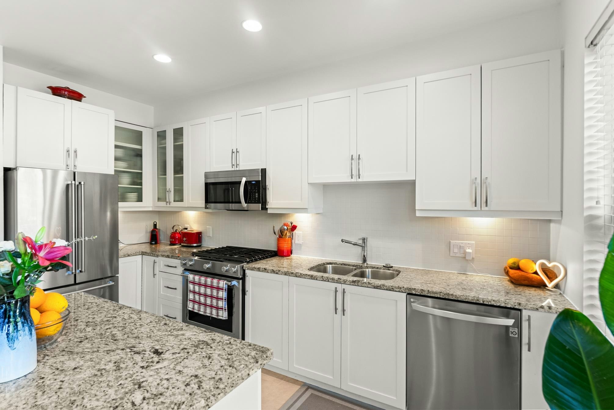 3-307 E 15th Street, North Vancouver, BC, V7L 2R6 - 18
