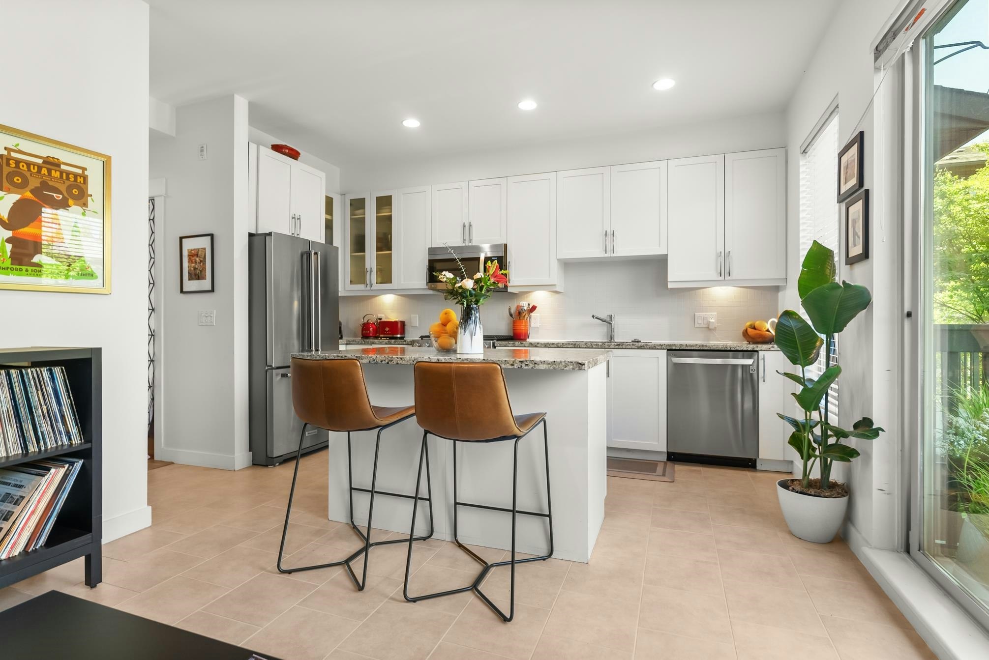 3-307 E 15th Street, North Vancouver, BC, V7L 2R6 - 14