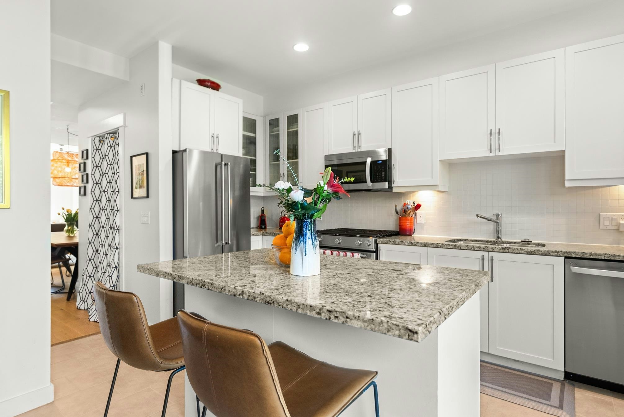 3-307 E 15th Street, North Vancouver, BC, V7L 2R6 - 17