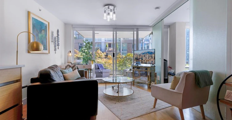 701-565 Smithe Street, Vancouver, BC, V6B 0E4 - 2