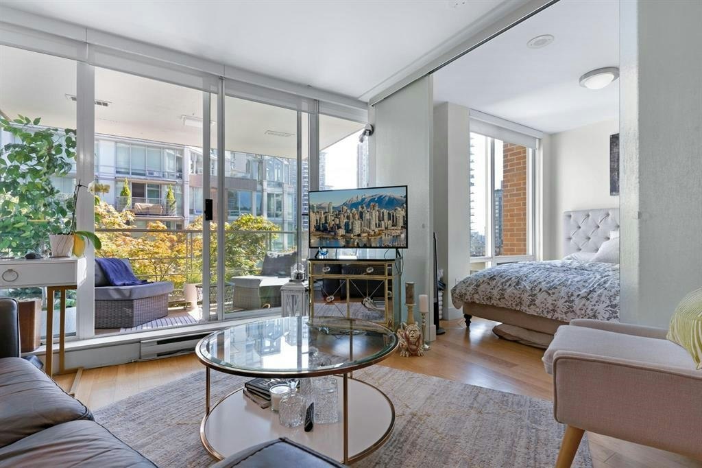 701-565 Smithe Street, Vancouver, BC, V6B 0E4 - 8