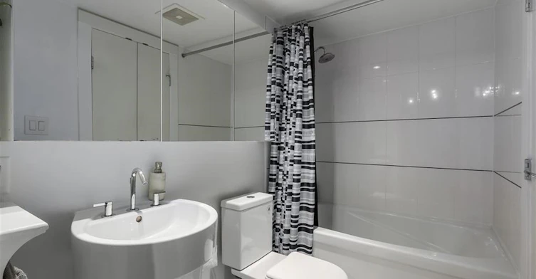 701-565 Smithe Street, Vancouver, BC, V6B 0E4 - 9