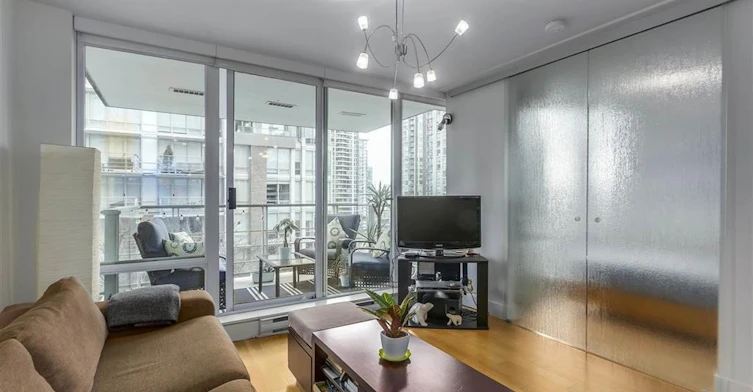 701-565 Smithe Street, Vancouver, BC, V6B 0E4 - 6
