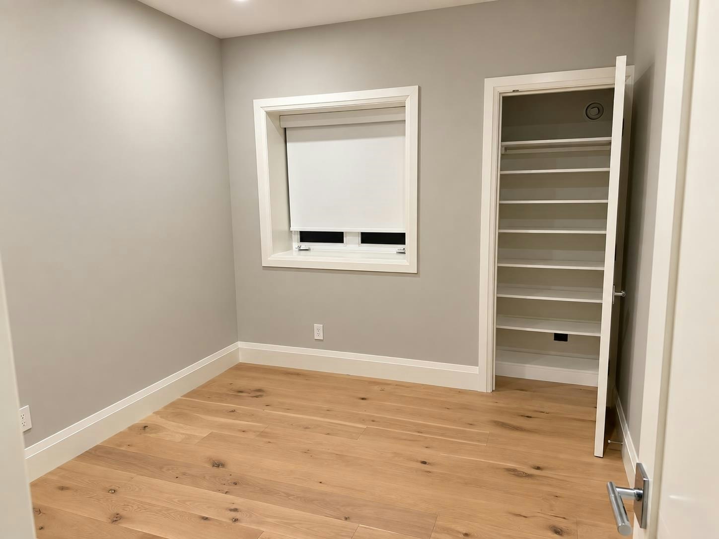 basement-848 Roslyn Boulevard, North Vancouver, BC, V7G 1P3 - 11