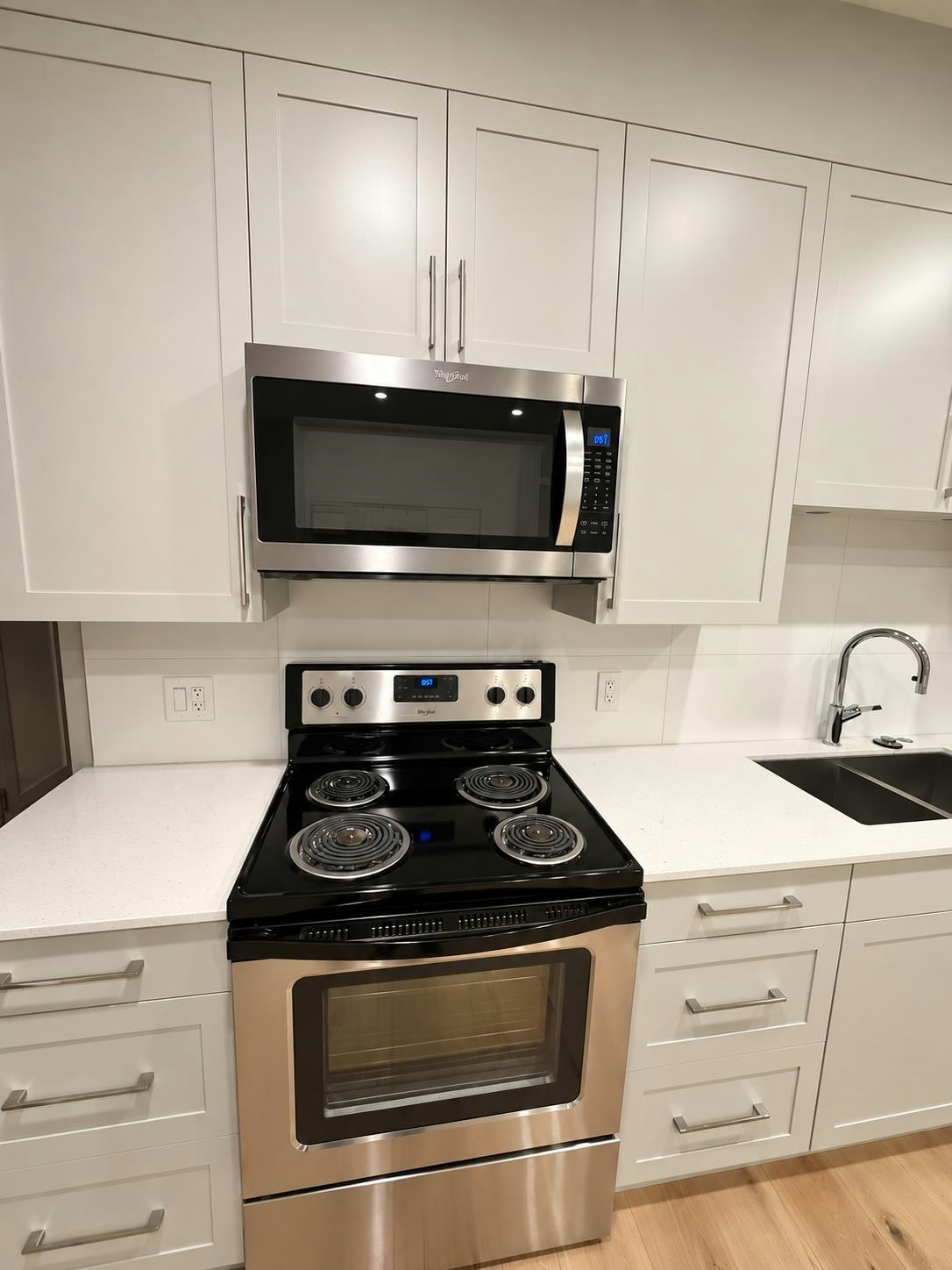 basement-848 Roslyn Boulevard, North Vancouver, BC, V7G 1P3 - 7