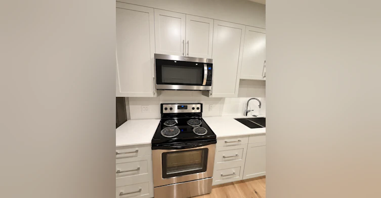 basement-848 Roslyn Boulevard, North Vancouver, BC, V7G 1P3 - 7