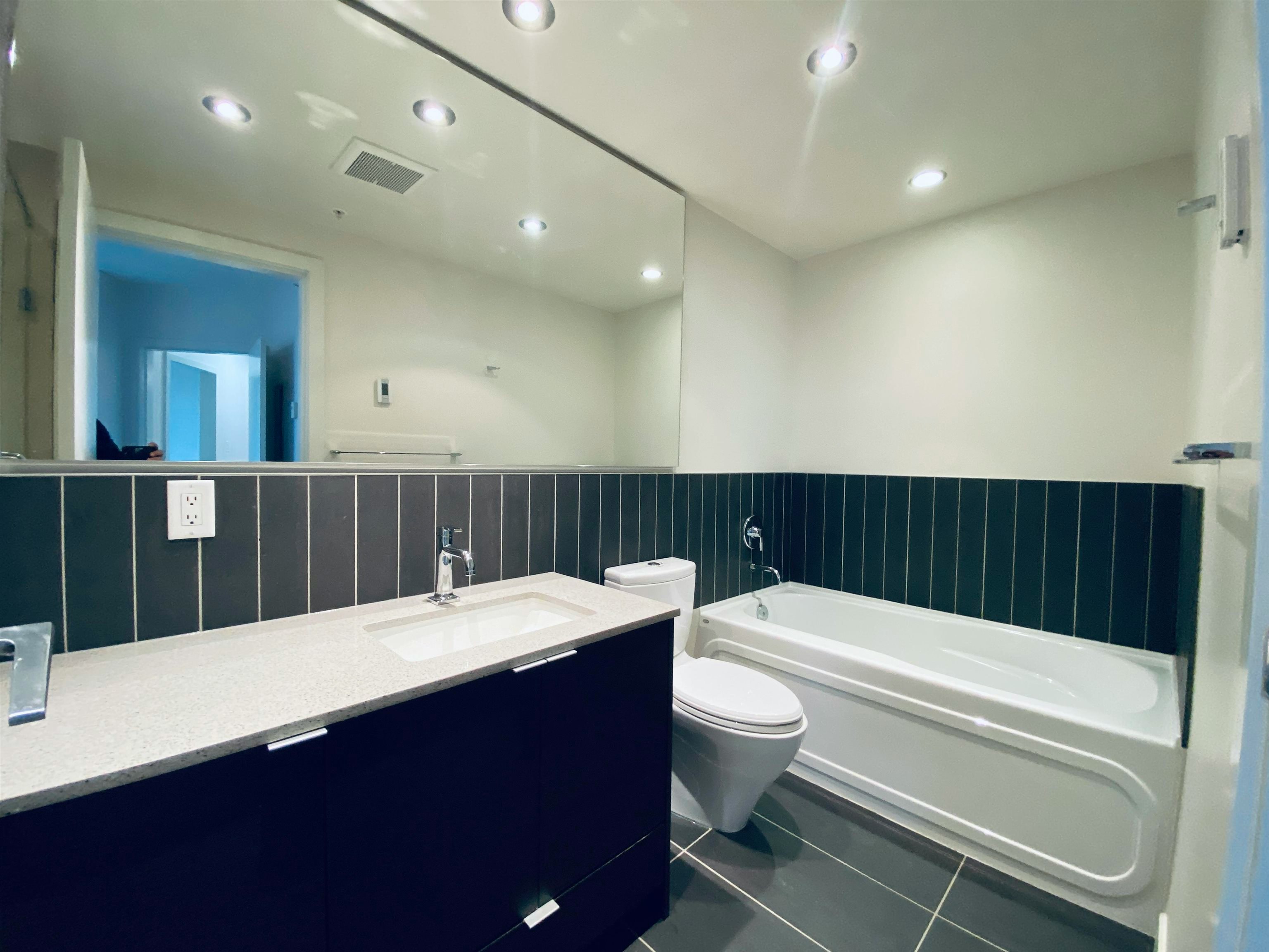 1006-175 2nd Street, North Vancouver, BC, V7M 0A5 - 11