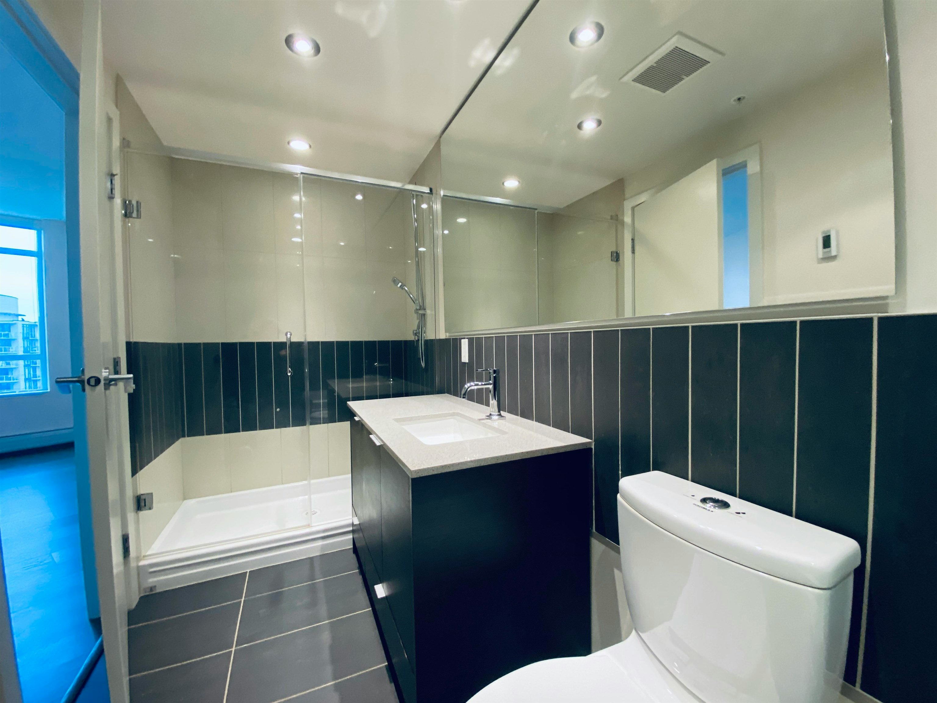 1006-175 2nd Street, North Vancouver, BC, V7M 0A5 - 13
