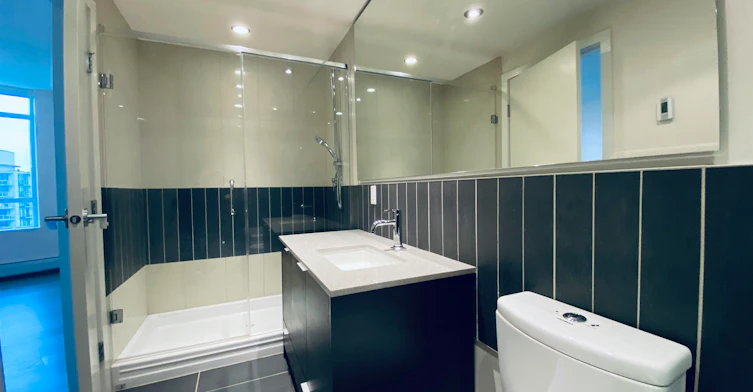 1006-175 2nd Street, North Vancouver, BC, V7M 0A5 - 13