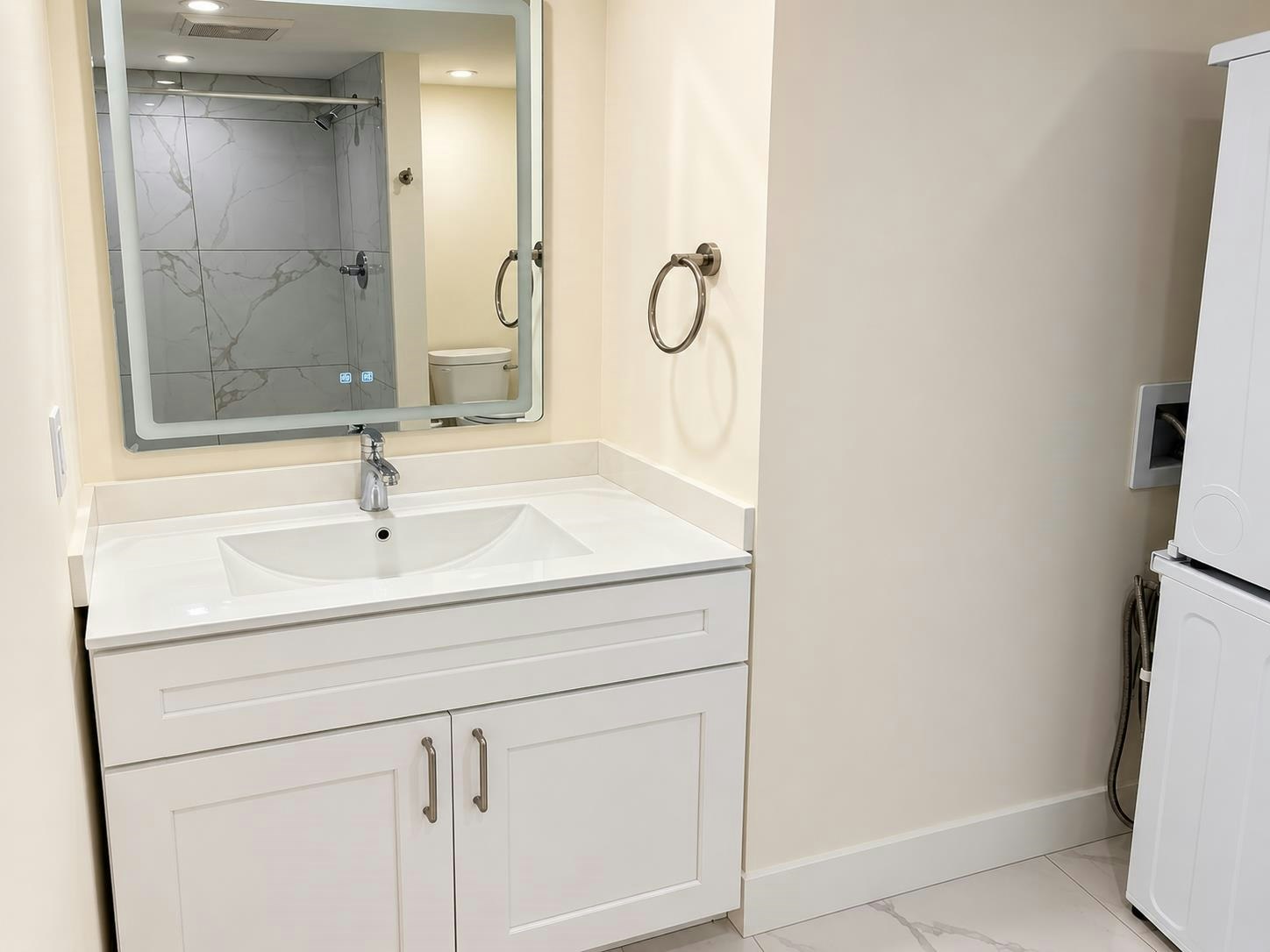 4147 W13th Ave, Vancouver, BC, V6R 2T5 - 3