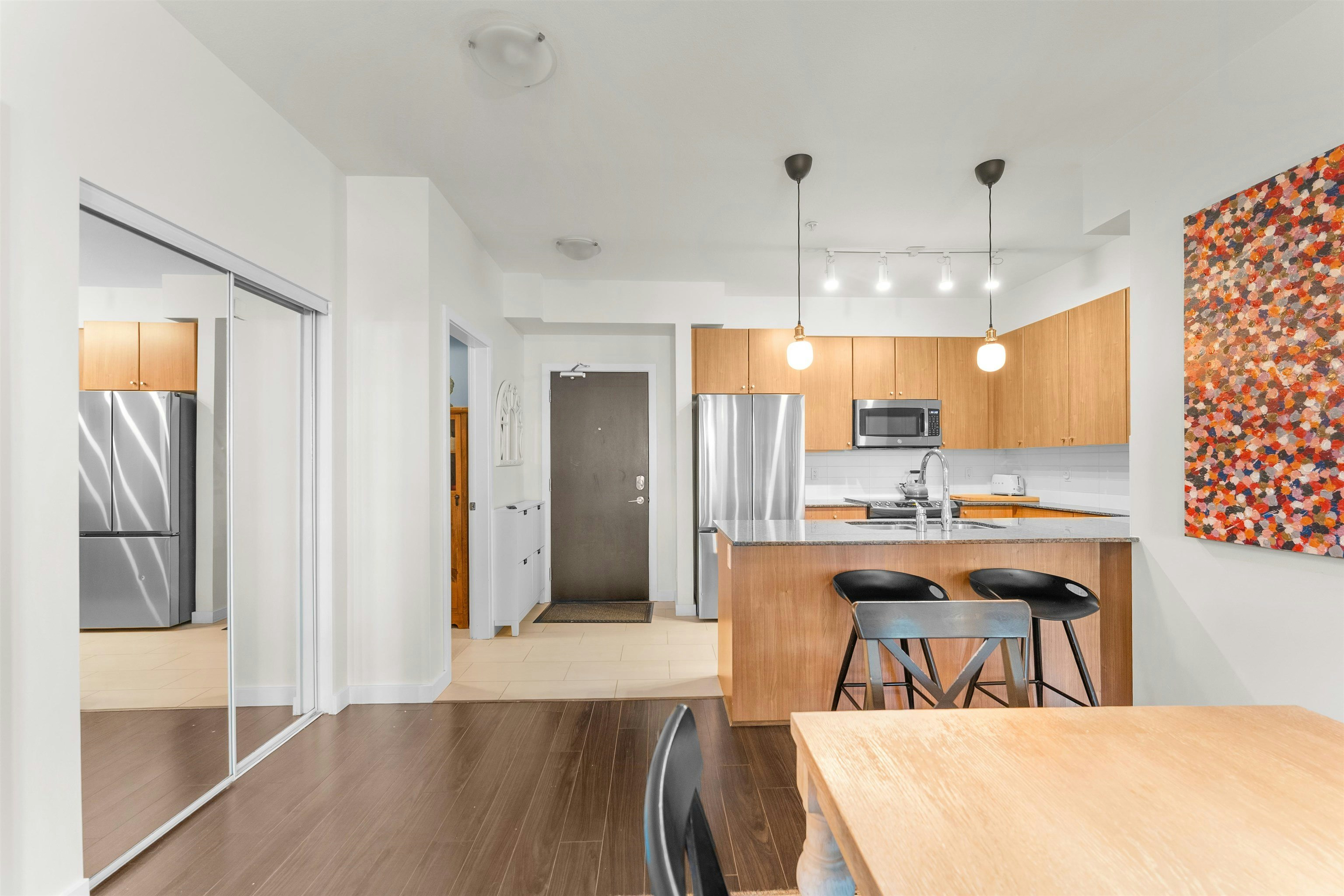 203-255 Ross Drive, New Westminster, BC, V3L 0C7 - 8