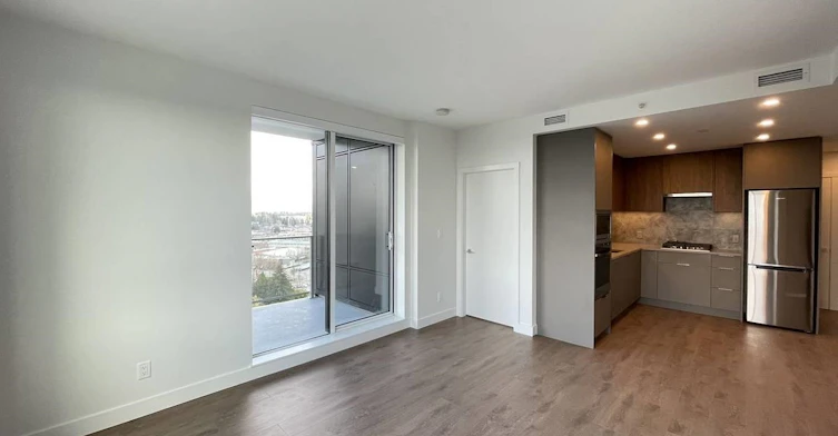 4XX-13359 Old Yale Rd, Surrey, BC, V3T 3C6