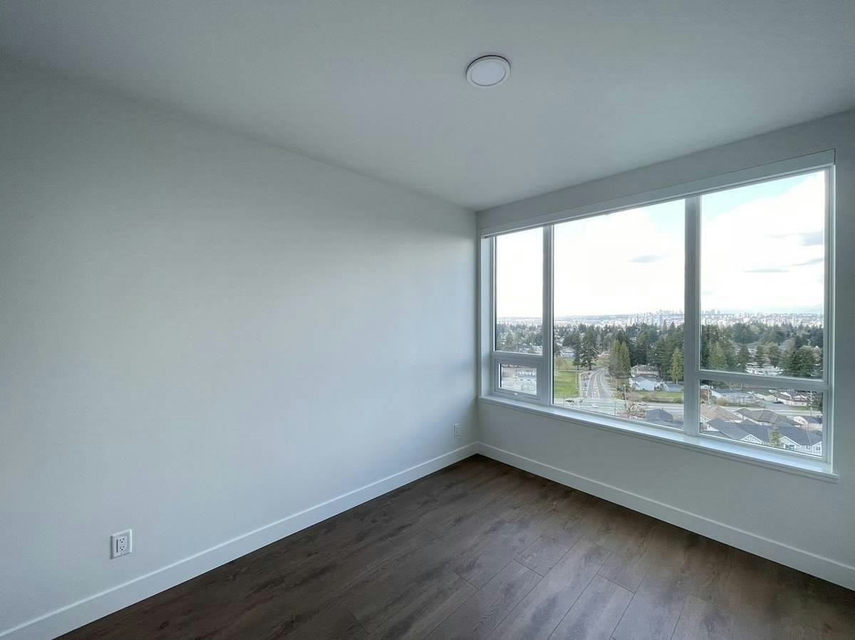 4XX-13359 Old Yale Rd, Surrey, BC, V3T 3C6 - 11