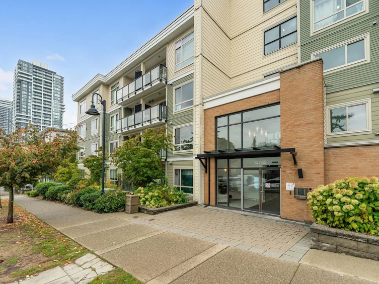 316-13789 107a Avenue, Surrey, BC, V3T 0B8 - 3