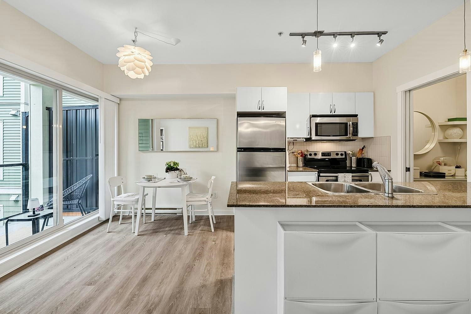 316-13789 107a Avenue, Surrey, BC, V3T 0B8 - 7