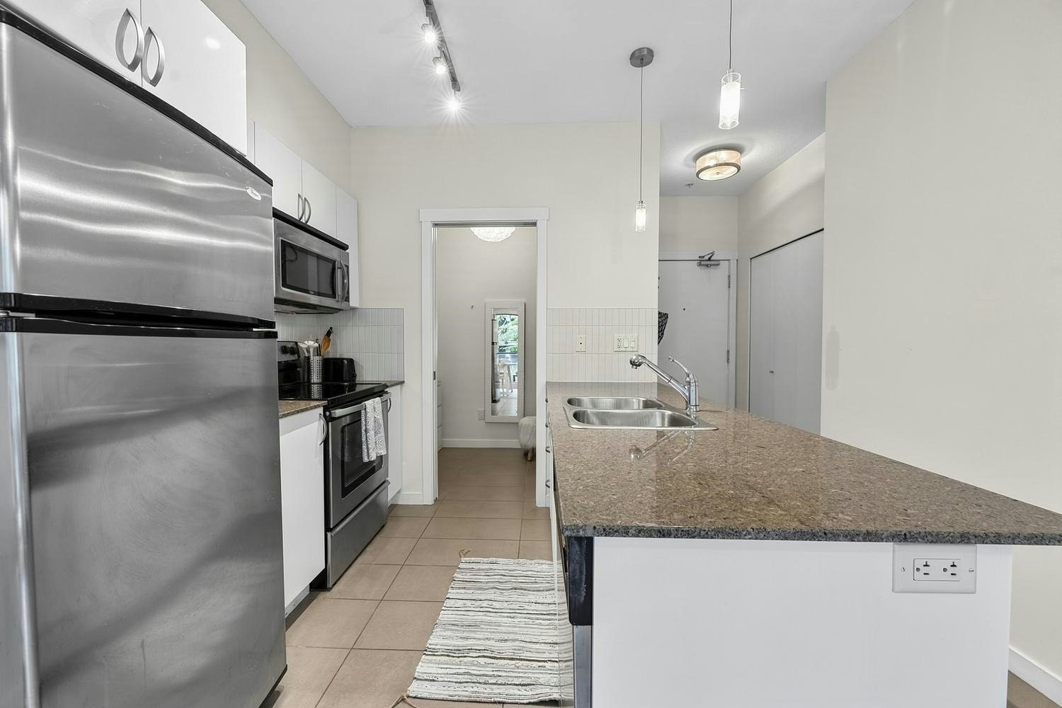 316-13789 107a Avenue, Surrey, BC, V3T 0B8 - 9