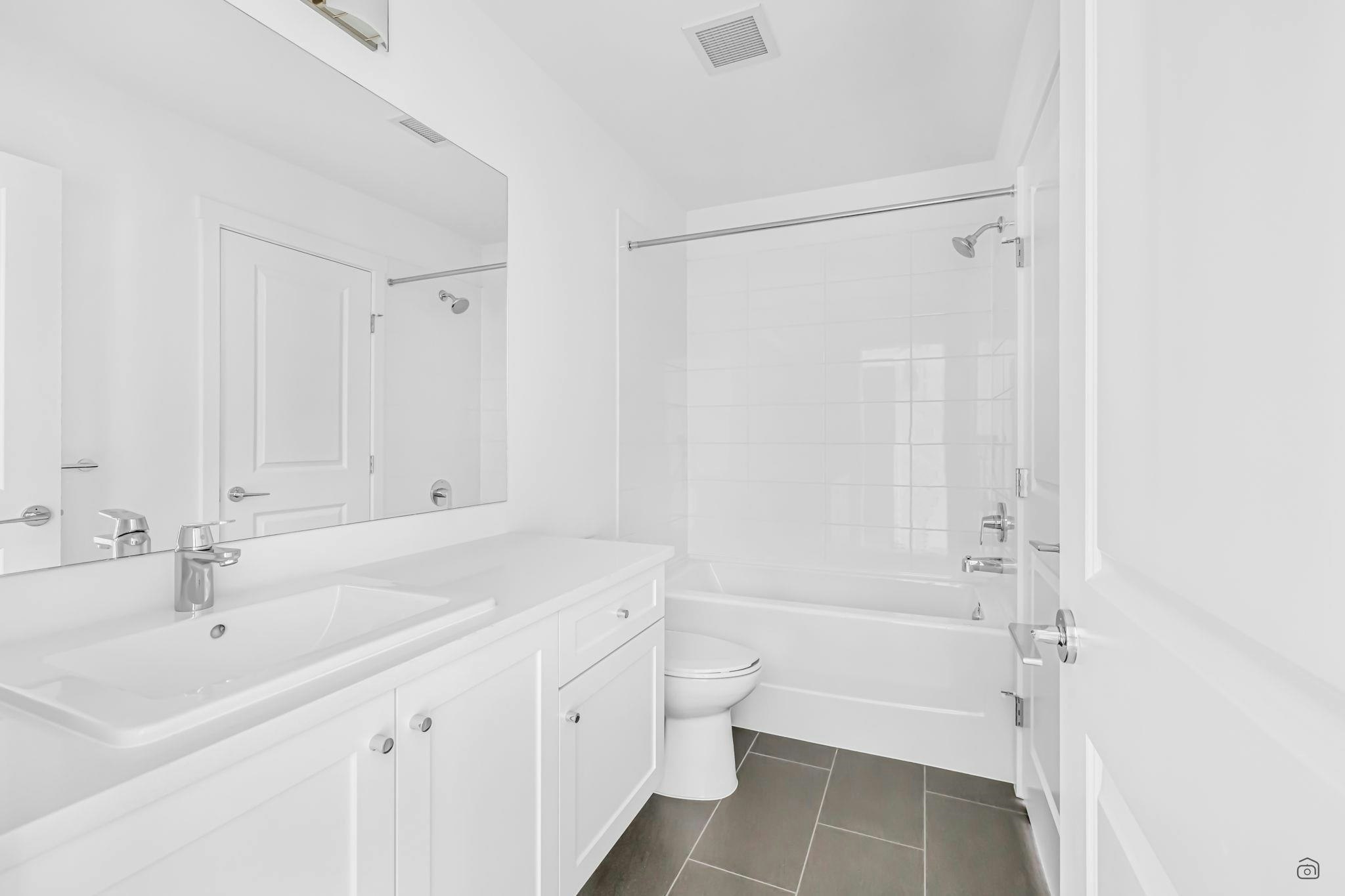 4F-15738 85 Avenue, Surrey, BC, V4N 6Y1 - 24
