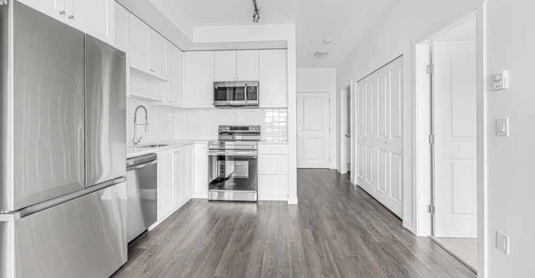 4F-15738 85 Avenue, Surrey, BC, V4N 6Y1 - 8