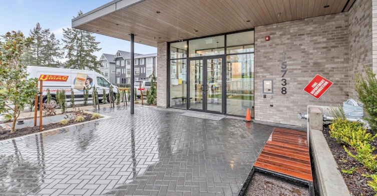 4F-15738 85 Avenue, Surrey, BC, V4N 6Y1