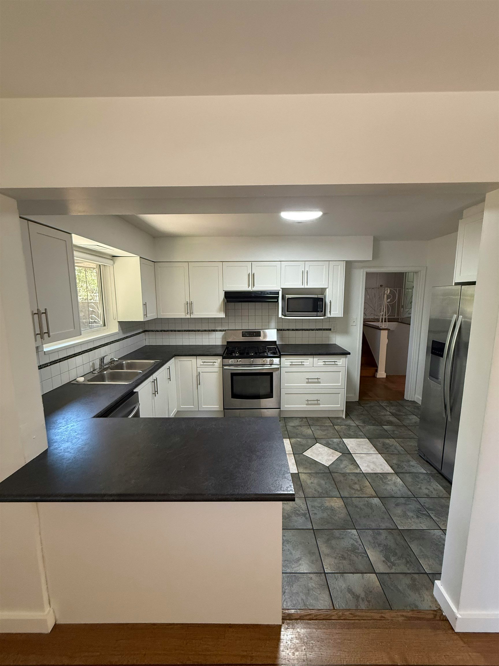 Upper-9655 Townline Diversion, Surrey, BC, V3V 2T1 - 5