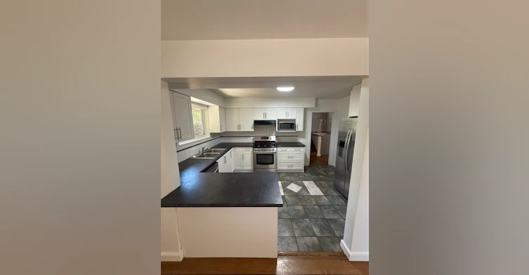 Upper-9655 Townline Diversion, Surrey, BC, V3V 2T1 - 5