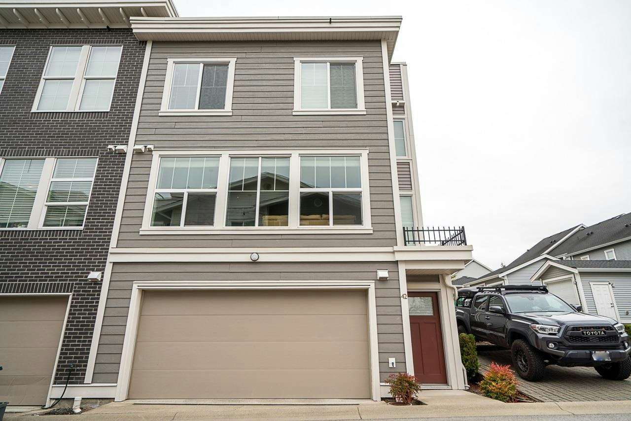 42-8372 202b Street, Langley, BC, V2Y 4K6