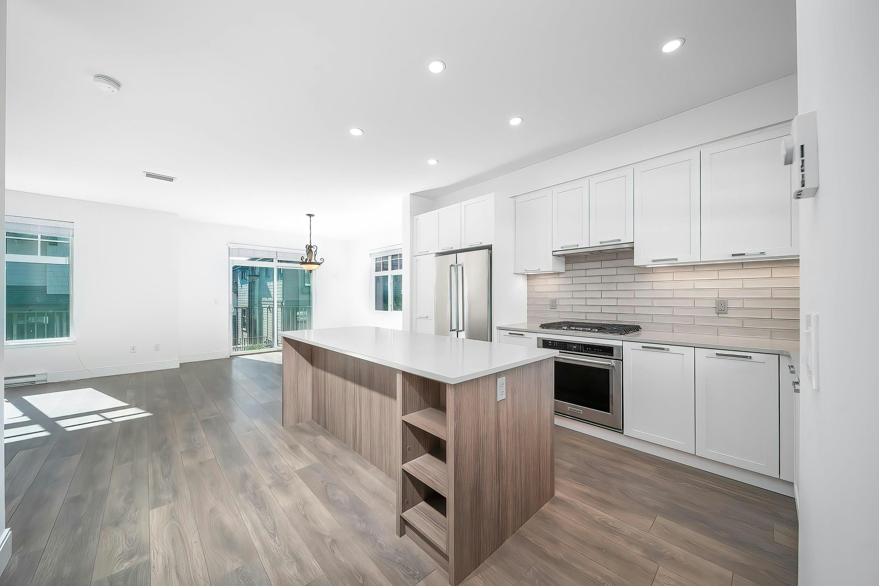 200-1290 Mitchell Street, Coquitlam, BC, V3E 0N9 3