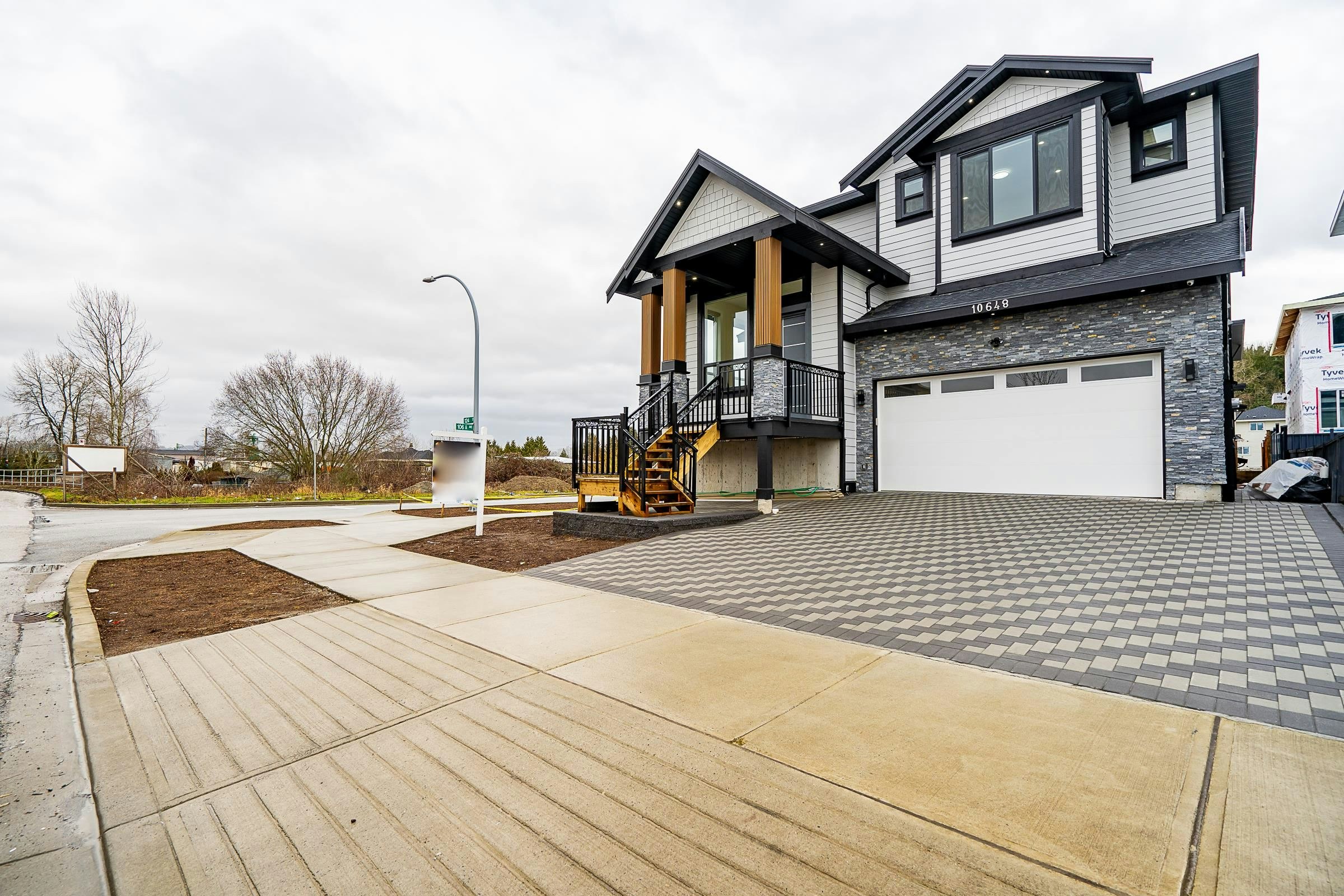 10648 124 Street, Surrey, BC, V3V 0E2 - 2