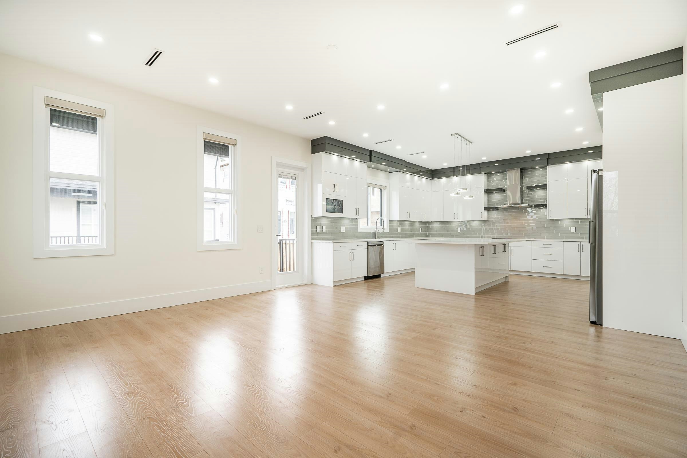 10648 124 Street, Surrey, BC, V3V 0E2 - 5