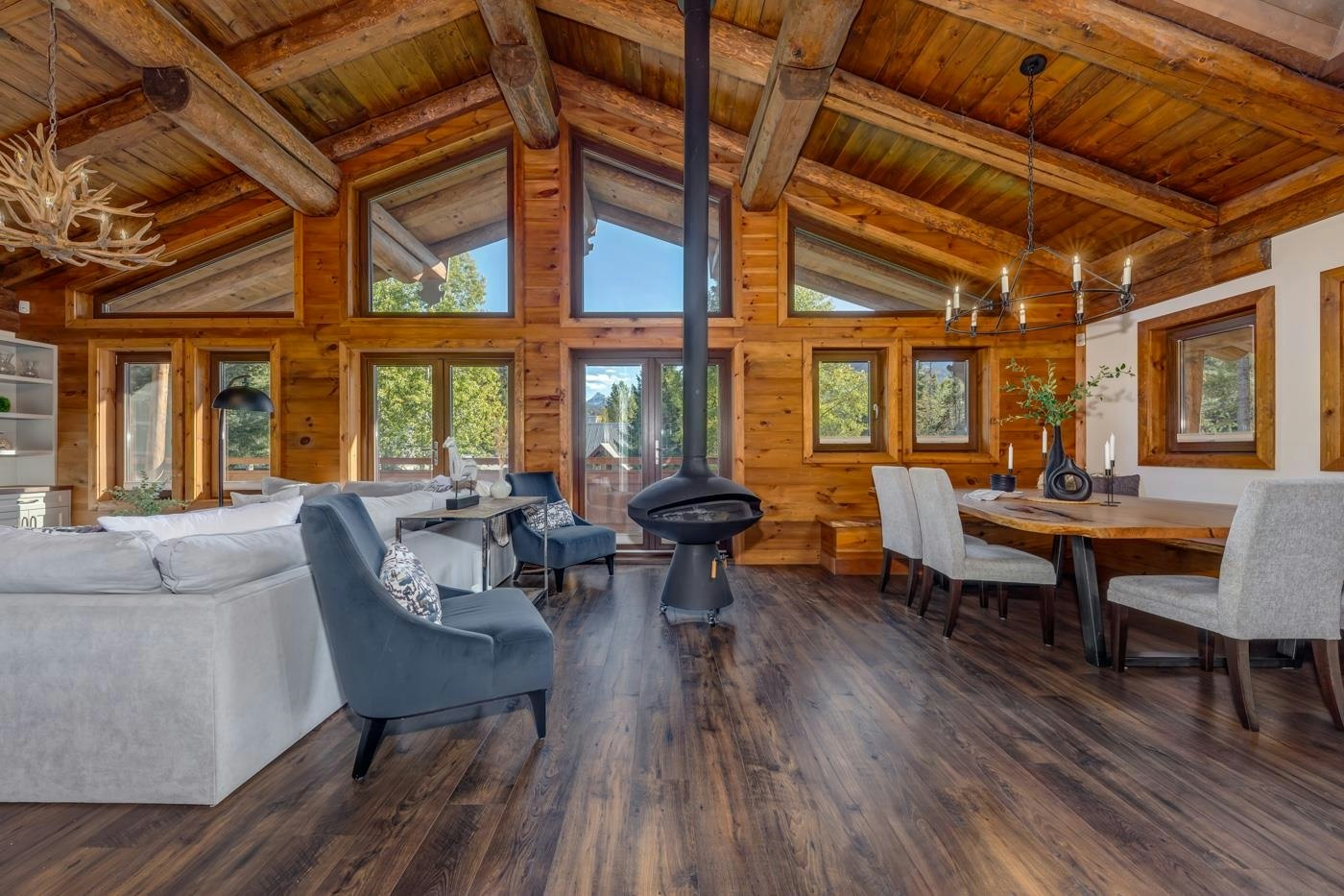 6403 St Andrew's Way, Whistler, BC, V8E 0C7 - 14