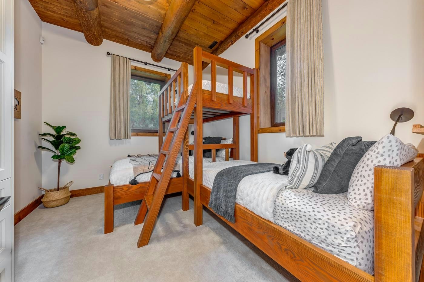 6403 St Andrew's Way, Whistler, BC, V8E 0C7 - 22