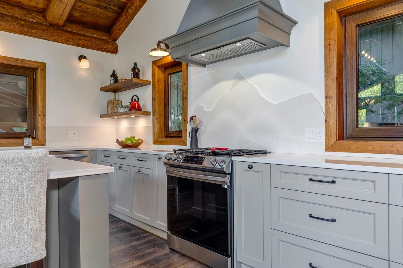 6403 St Andrew's Way, Whistler, BC, V8E 0C7 - 9