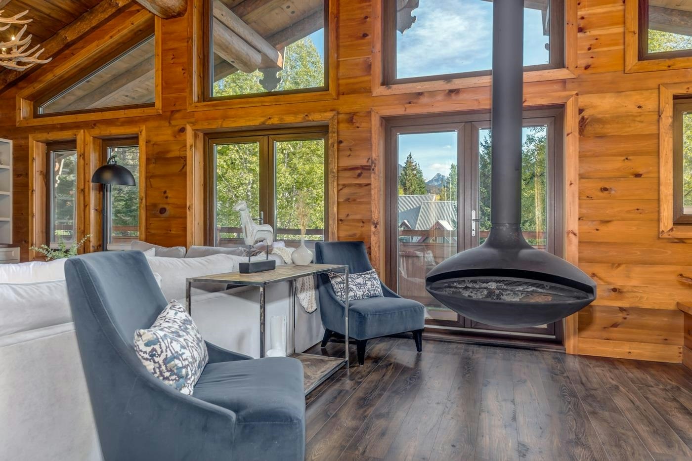 6403 St Andrew's Way, Whistler, BC, V8E 0C7 - 16