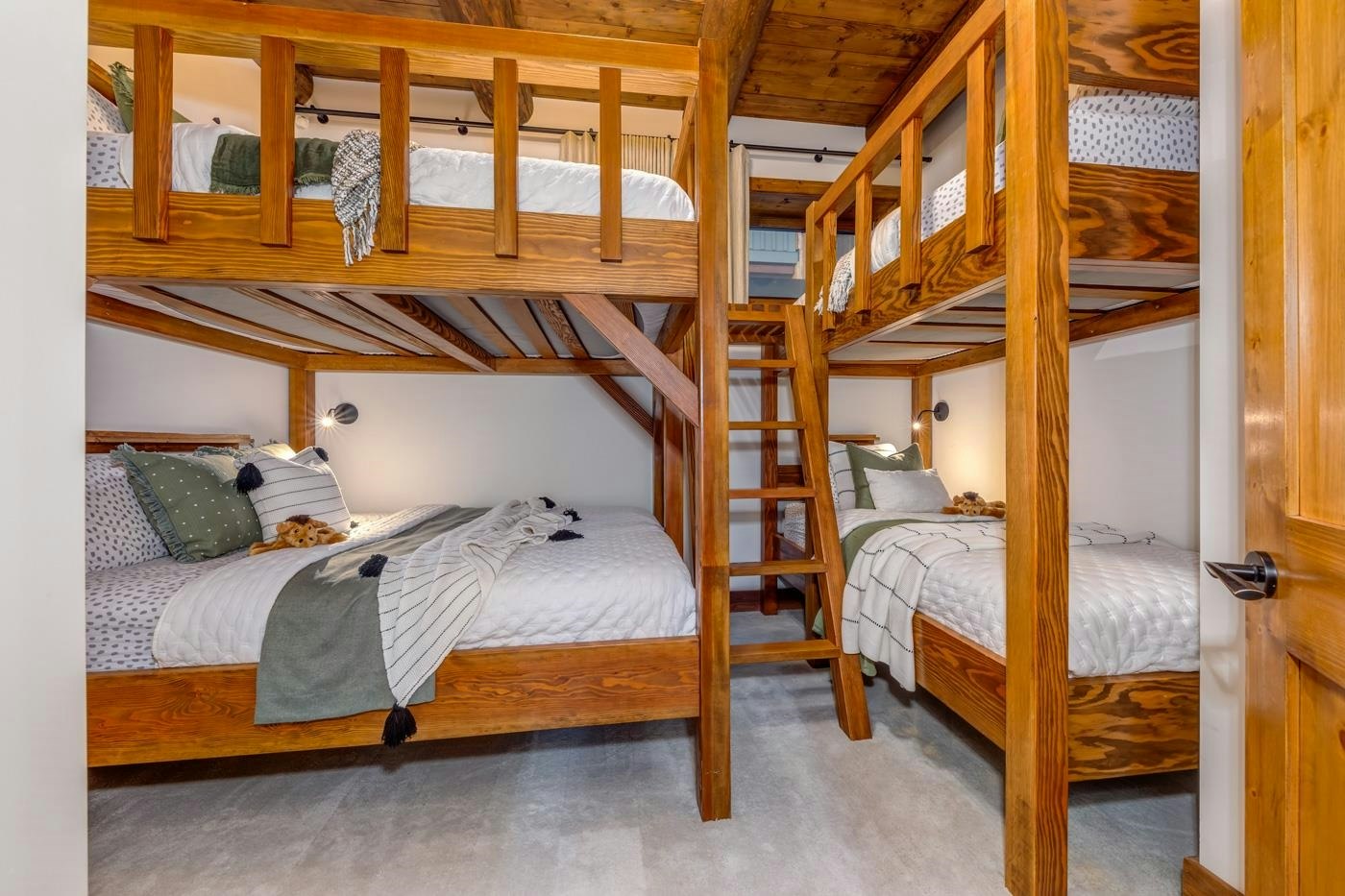 6403 St Andrew's Way, Whistler, BC, V8E 0C7 - 21
