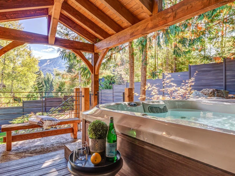 6403 St Andrew's Way, Whistler, BC, V8E 0C7 - 28