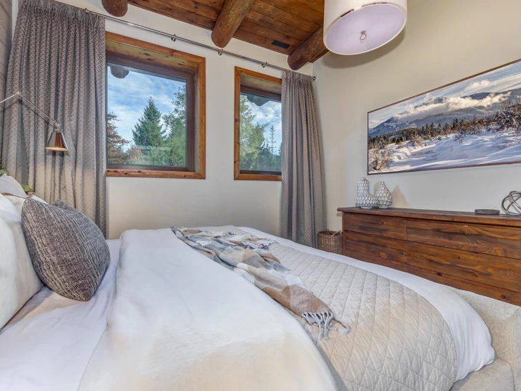 6403 St Andrew's Way, Whistler, BC, V8E 0C7 - 19
