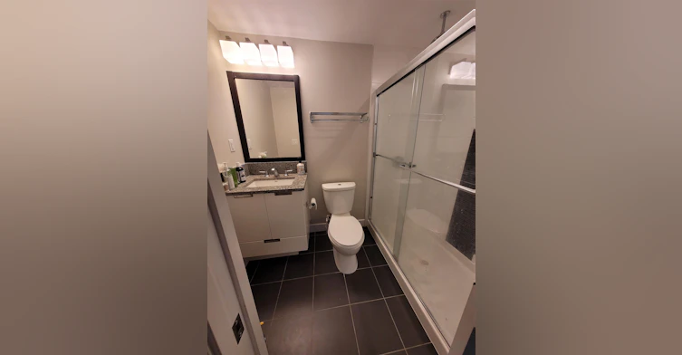 6xx-2968 Glen Drive, Coquitlam, BC, V3B 0C4 - 9