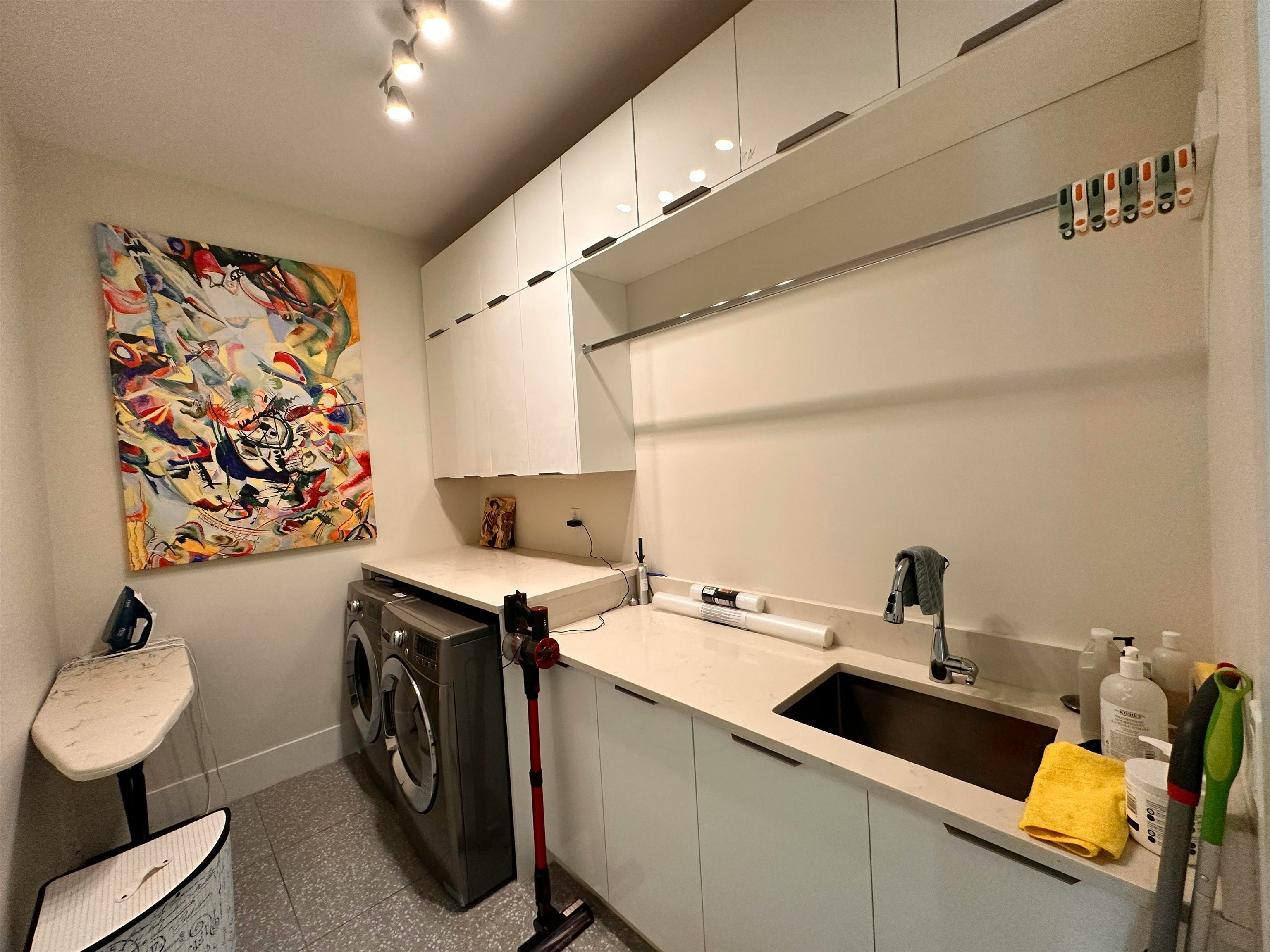 2425 Leggett Drive, Port Moody, BC, V3H 4W9 - 15